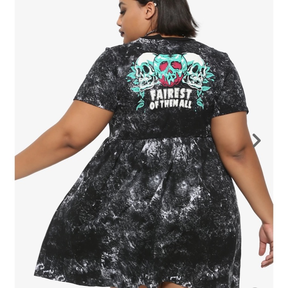 Disney Snow White Fairest of them all dress